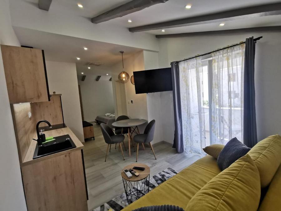 Ferienwohnung New Nikolina 4 Star Mali Lošinj Exterior foto