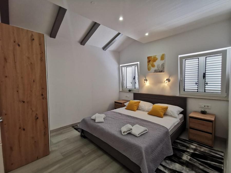 Ferienwohnung New Nikolina 4 Star Mali Lošinj Exterior foto