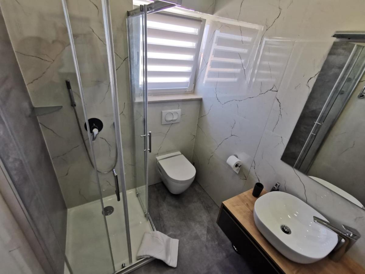 Ferienwohnung New Nikolina 4 Star Mali Lošinj Exterior foto